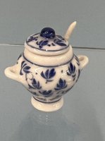 (image for) Blue and White China Serving Tureen