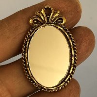 (image for) Small Decorative Mirror