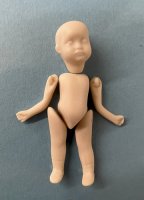 (image for) Little Pouty in White Porcelain