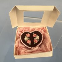 (image for) Valentine's Day Heart Cake