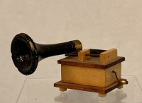 (image for) Old Fashioned Phonograph Music Box