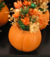 (image for) Dried Flower Arrangement in Pumpkin