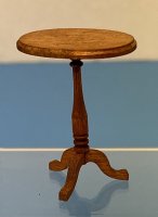 (image for) Simple wood oval table