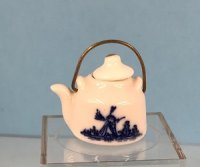 (image for) White Teapot with Delft Design of Windmill