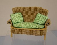 (image for) Wicker Settee