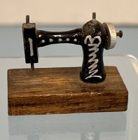 (image for) Sewing Machine - Shackman