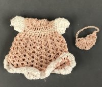(image for) Crochet dress in ecru and coral