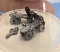 (image for) Roller Skates with Key