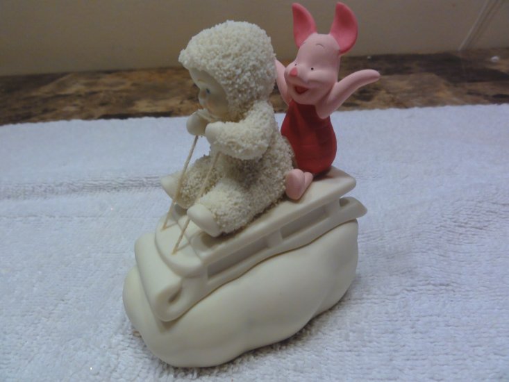 (image for) Snowbabies Dept 56 Guest Collection " Look Pooh No Hands " - Click Image to Close