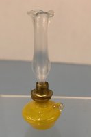 (image for) Yellow Glass Lamp