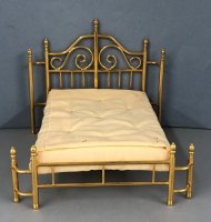 (image for) Vintage Brass Bed