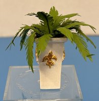 (image for) Fern in white vase