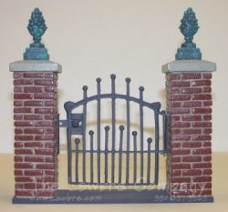 Brick & ''Iron'' Gate Unit with Pineapple Decorations