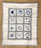 (image for) Stenciled hand-sewn quilt