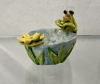 (image for) Bowl with Frog and Flower