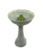 (image for) Bird Bath With Miniature Frog