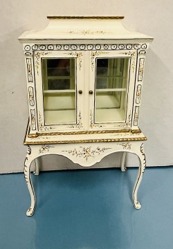 (image for) Display Cabinet and Table (2 Pieces)