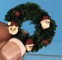 (image for) Christmas Wreath with Santa Heads and Apples