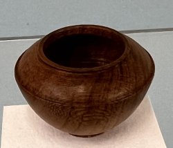 (image for) Turned Walnut Bowl
