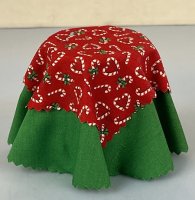 (image for) Christmas Skirted Table