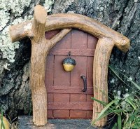 (image for) Mini York Acorn Fairy Door