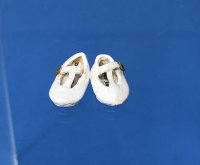 (image for) Child's white shoes with t-stap