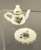 Dish Set with Delicate Flowers
