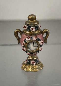 Brooke Tucker Pink Urn Clock with Roses