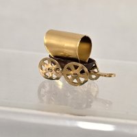 (image for) Vintage Brass Colored Wagon Charm (Movable)