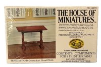 (image for) Connecticut Trestle Stand