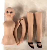 (image for) Shirley Temple Doll to Dress