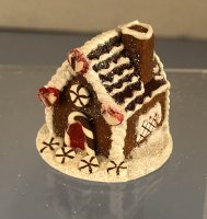 (image for) Gingerbread house with hearts