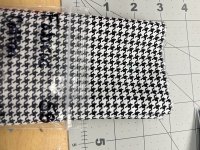 (image for) BLack and White Houndstooth Print