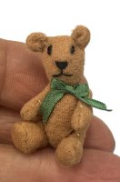 (image for) Teddy Bear with Green Ribbon