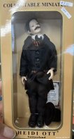 (image for) Black Haired Gentleman Doll