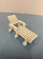 (image for) Outdoor White Lounge Chair