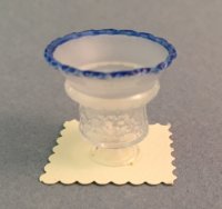 (image for) Footed Glass Server