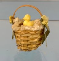 (image for) Easter Basket with Duck