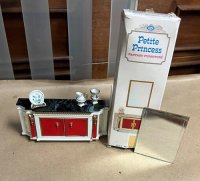 (image for) Petite Princess Fantasy Dollhouse Furniture Royal Buffet 4419-8 300 In Box