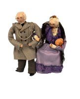 (image for) Vintage Wooden Bead Head Couple