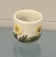 (image for) White China Pot with Flower Design