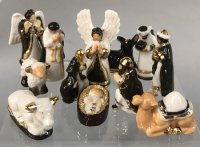 Gold and White Nativity