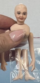 (image for) "Amelia" Porcelain Doll Kit