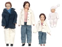 (image for) Porcelain Doll Family/4