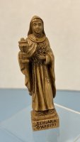 (image for) Figurine of St. Clare of Assisi