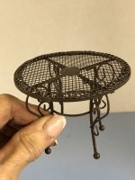 (image for) Wire Garden Table