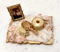 (image for) Dresser Tray with Photo