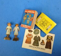 (image for) Lot of Vintage Paper Dolls