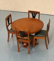 (image for) Round Table and 4 Chairs