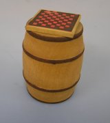 Barrel with Checkerboard